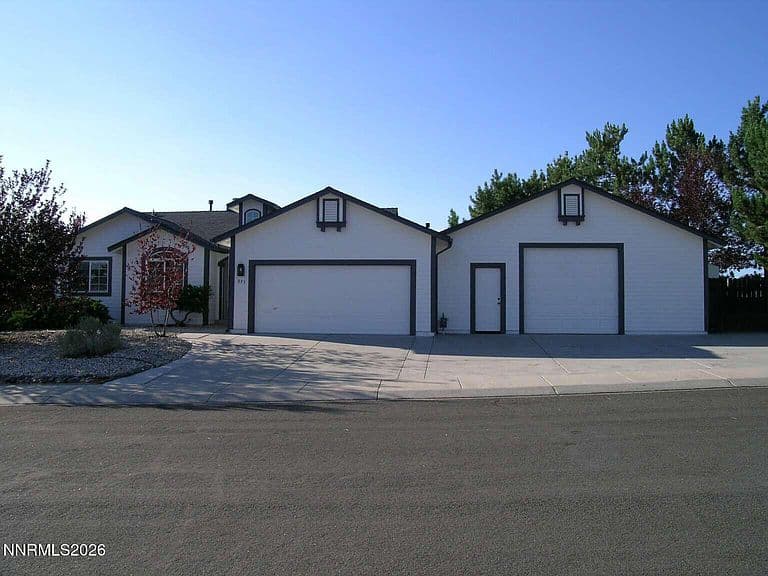 893 Vista Park Dr photo 1