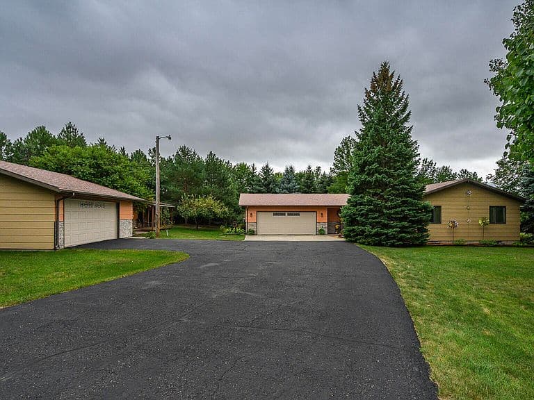 4101 W Heart Rd photo 1