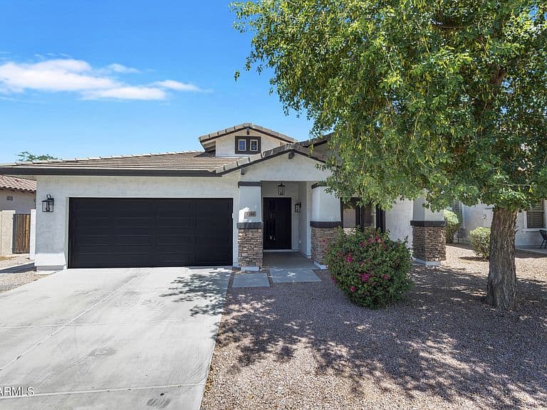 3746 E VALLEJO Drive photo 4