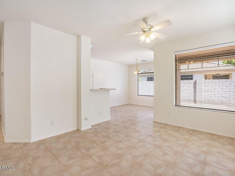 1239 S EMMETT Drive photo 1