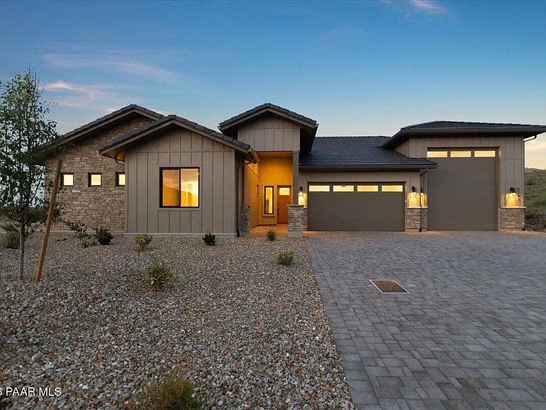 5243 High Cliff Way photo 1