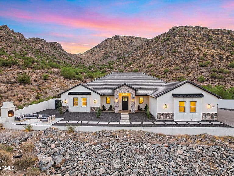 33911 N MIRAGE Court photo 1