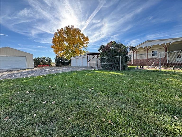 2296 Road 28 photo 1