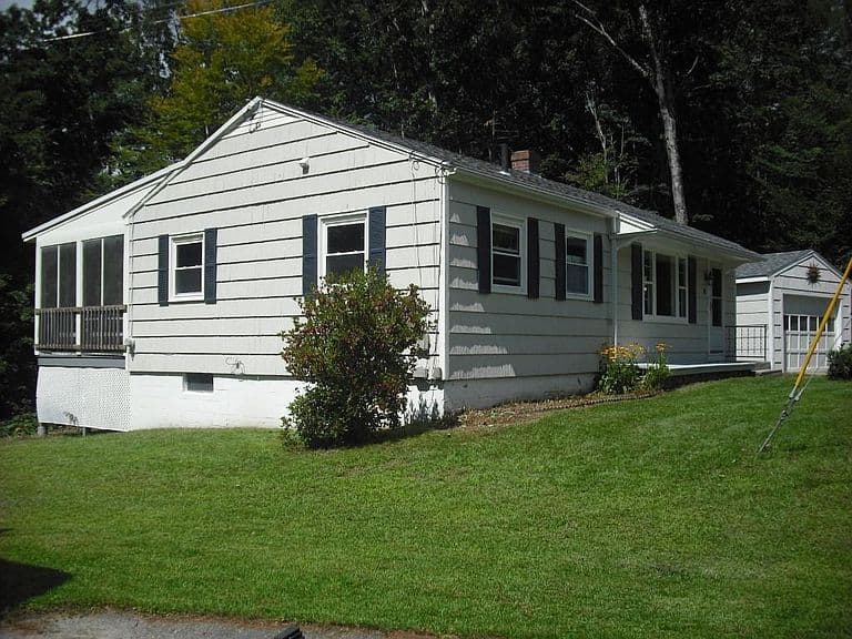 30 Fox Circle photo 3