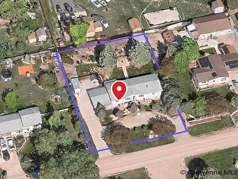 2310 Milatzo Ave photo 2