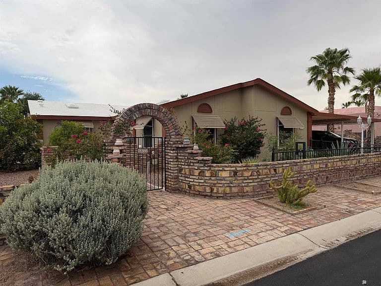 13777 S Ironwood Dr photo 4