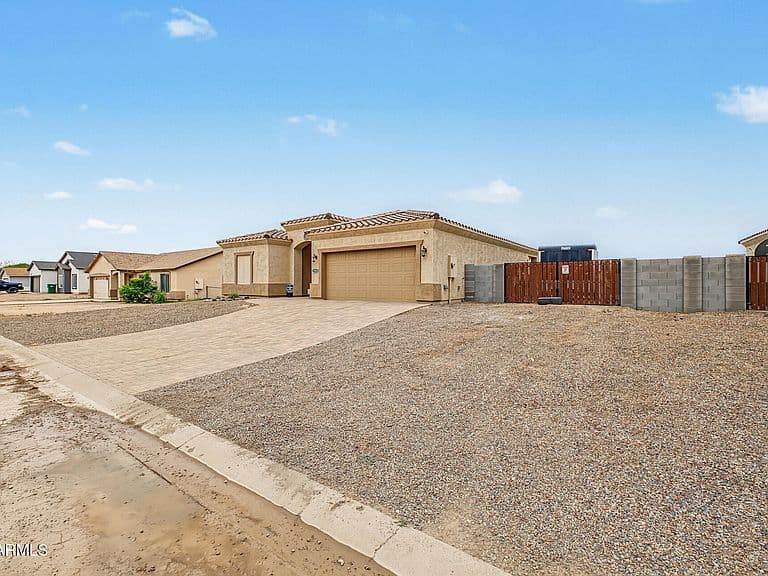 12533 W CABRILLO Drive photo 5