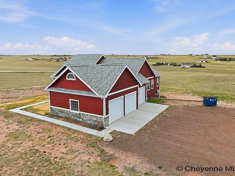 1564 Barberry Rdg photo 2