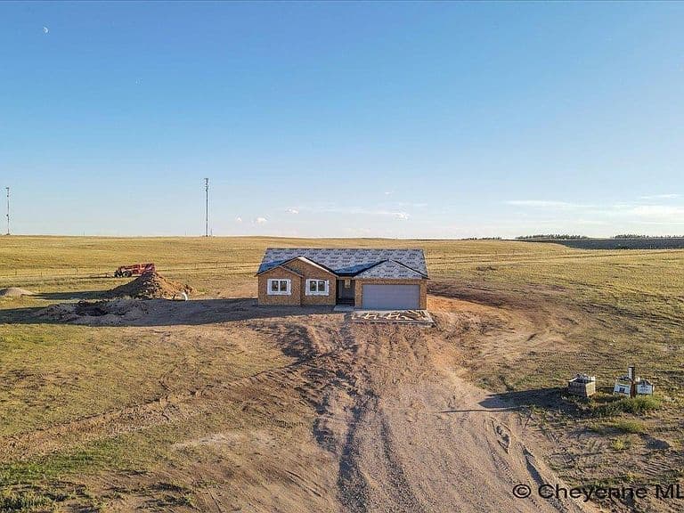 2177 Roan Trl photo 1