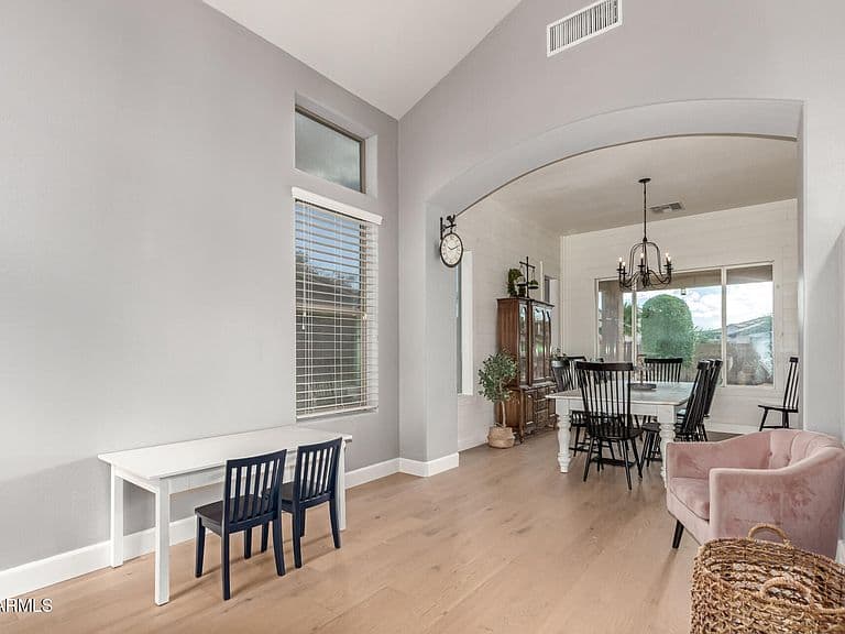 14157 W Desert Hills Dr photo 4