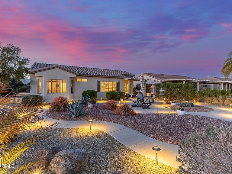 21527 N CASA ROYALE Drive photo 1