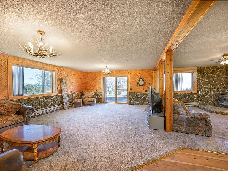 255 Smith Creek Rd photo 5