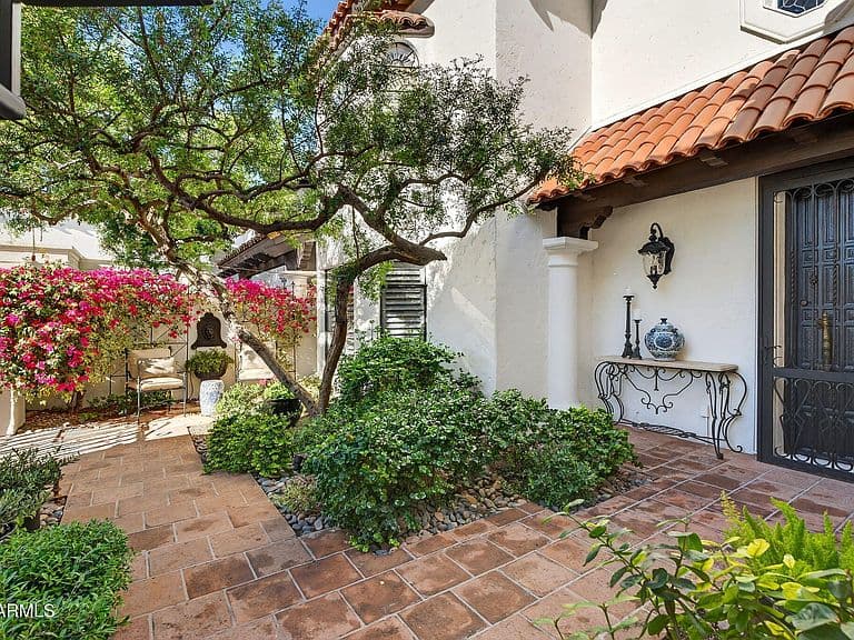 6701 N SCOTTSDALE Road #16 photo 3