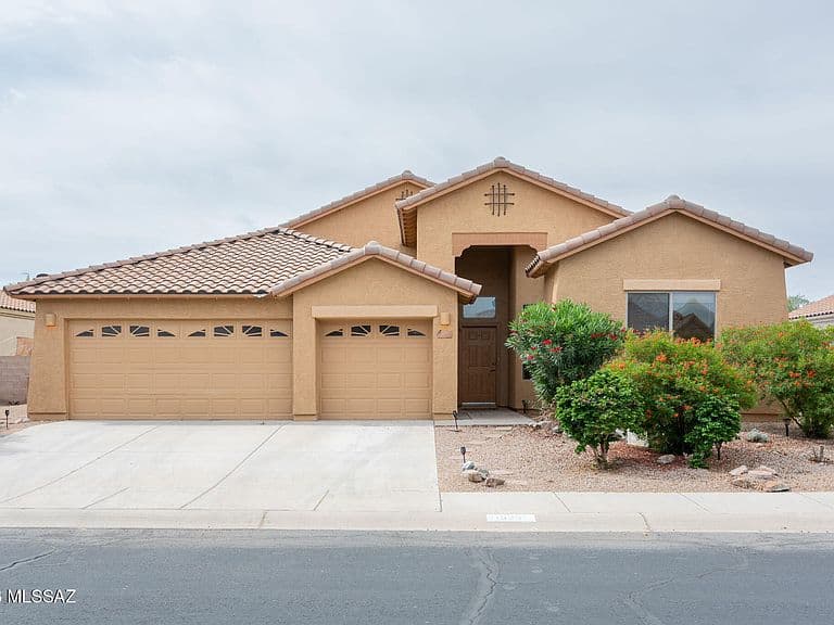 11523 W Minneola Dr photo 2