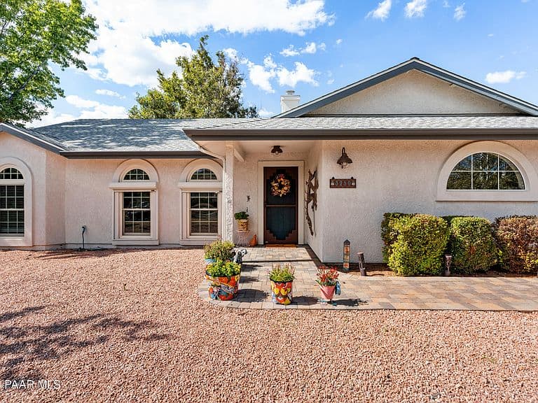 3250 Rose Ln photo 1