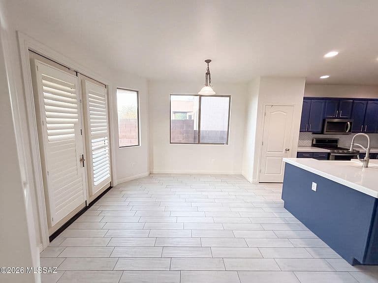 12512 E Rust Canyon Pl photo 3