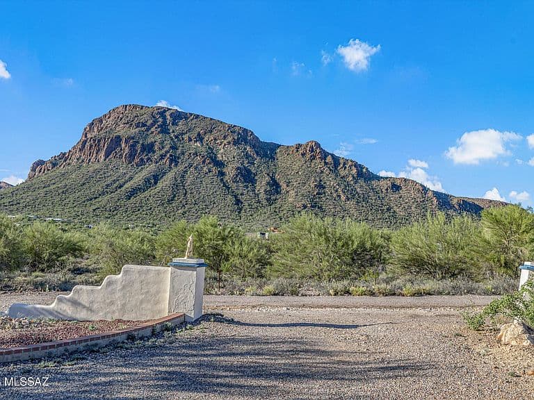 4155 W Coyote Ridge Trl photo 3