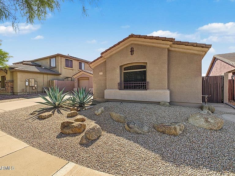2757 W VIA CALABRIA Way photo 3