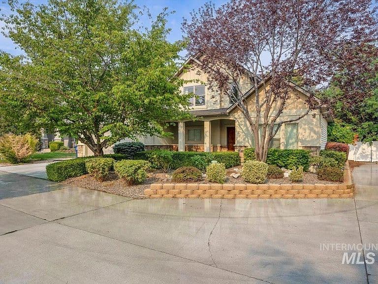 1625 Brookfield Ct photo 1