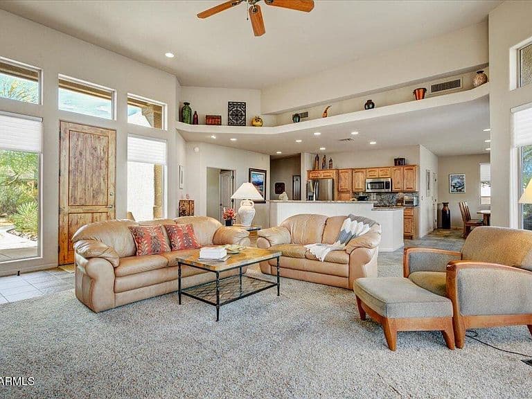 26424 N HERON Lane photo 4