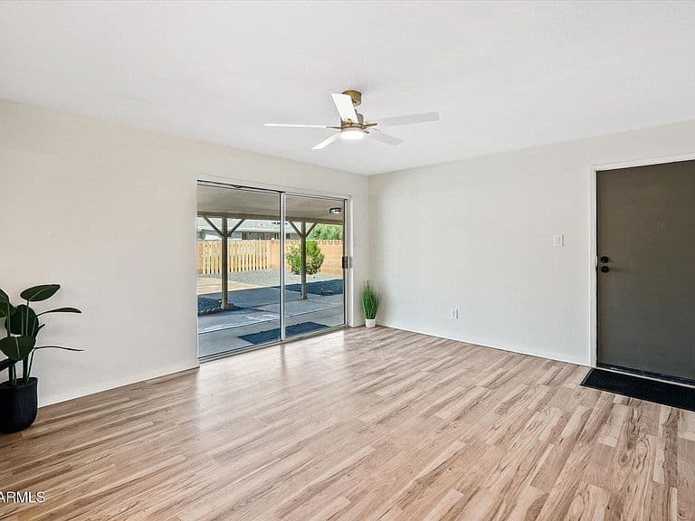 1256 E AVILA Avenue photo 4
