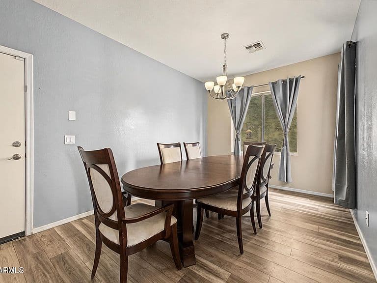 5318 W ALBENIZ Place photo 5
