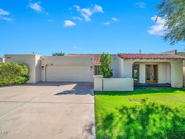 7351 E Keim Dr photo 1