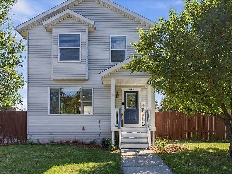 149 Denver Ave photo 1