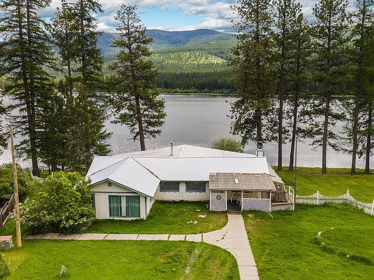1765 Rogers Lake Rd photo 3