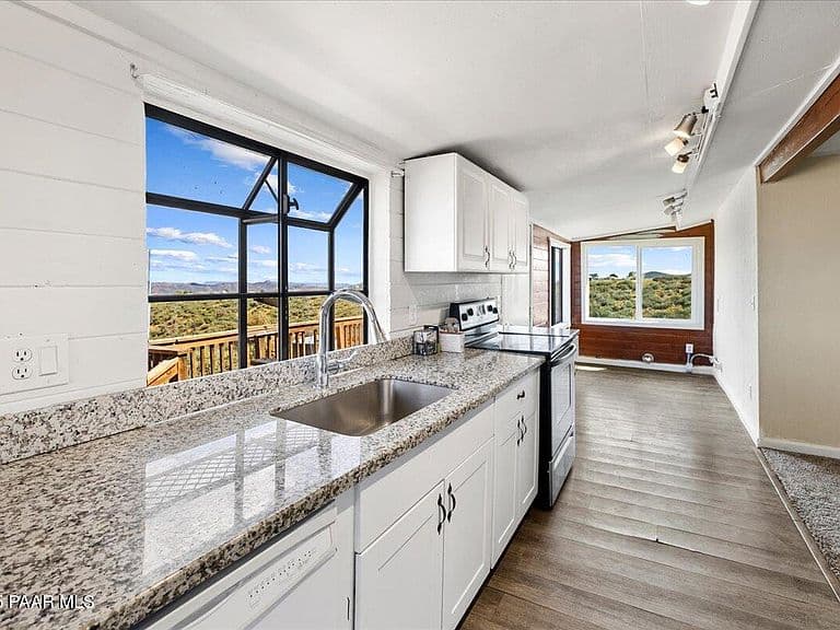 9275 E Chestnut Hill Ave photo 4