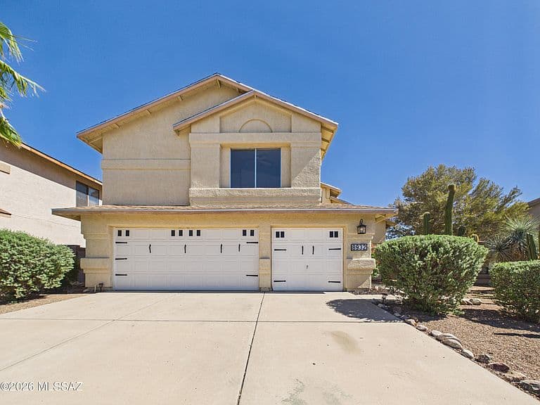 8932 N Spinel Pl photo 1