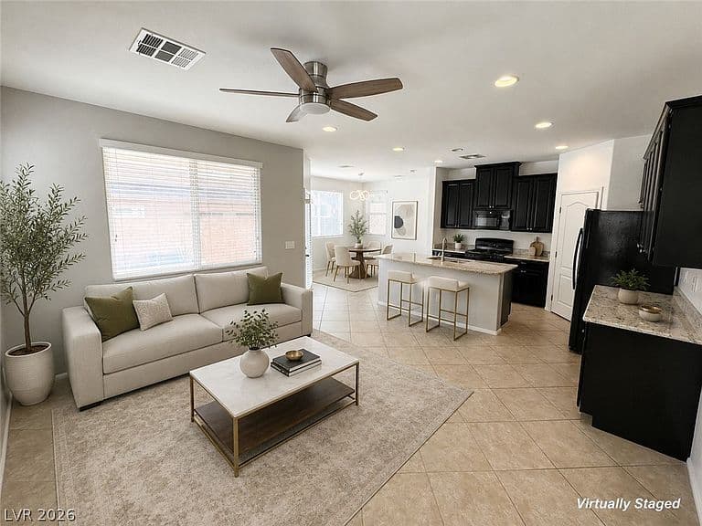 9325 Golden Lad Ave photo 3