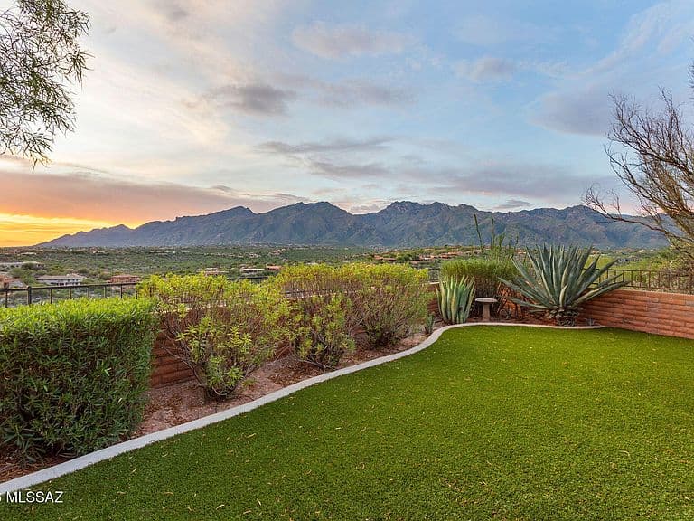 4209 N Camino De Carrillo photo 1