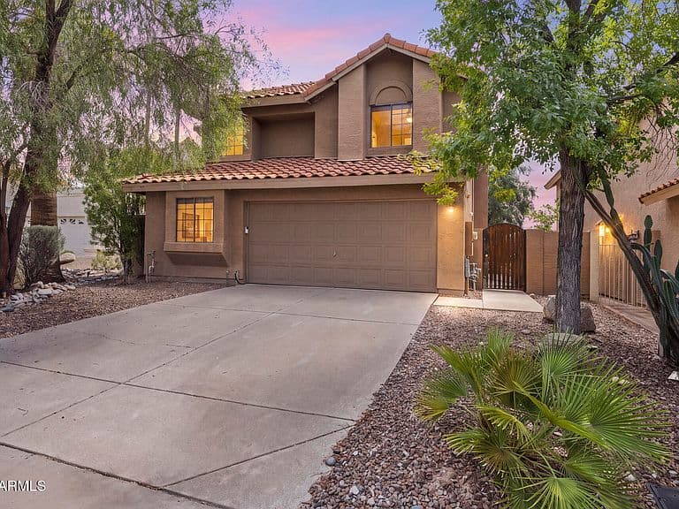 10359 E DAVENPORT Drive photo 2