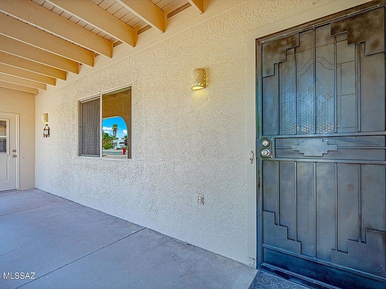 632 N Avenida Tortuga photo 2