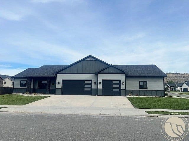 4733 Silver Creek Trl photo 1