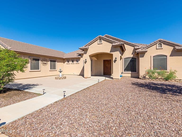 10515 S 269TH Avenue photo 4