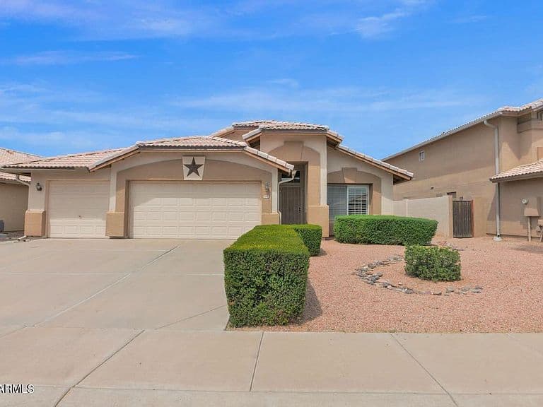 1440 E Gary Drive photo 1
