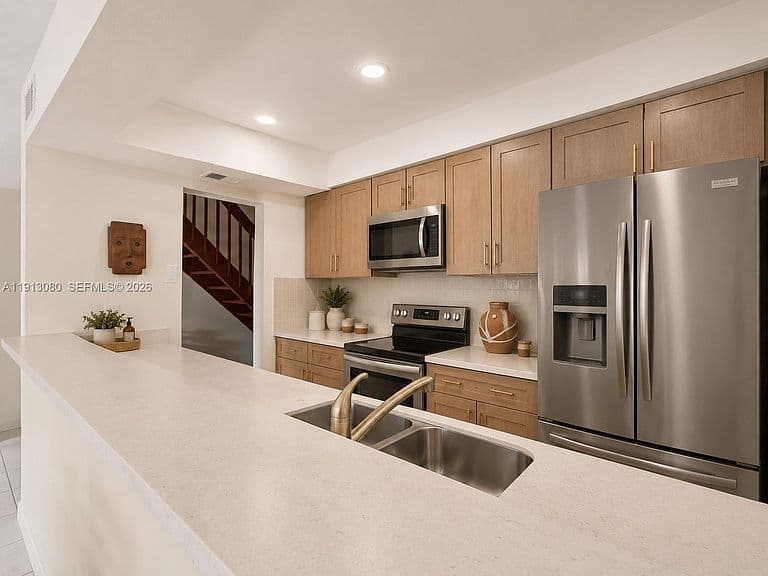 13350 SW 91st Ter APT C photo 5