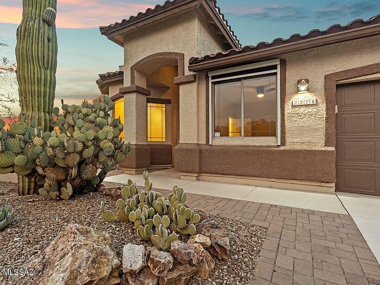 2278 E Big View Dr photo 4