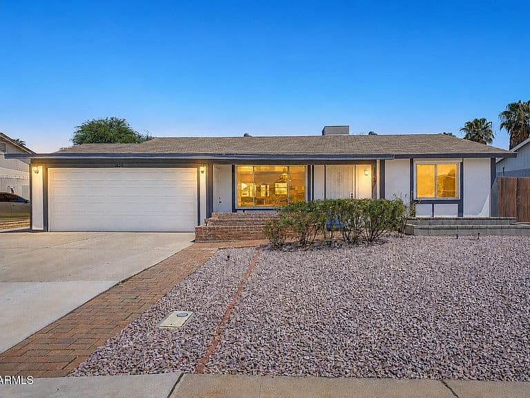 1820 W CHEYENNE Drive photo 2