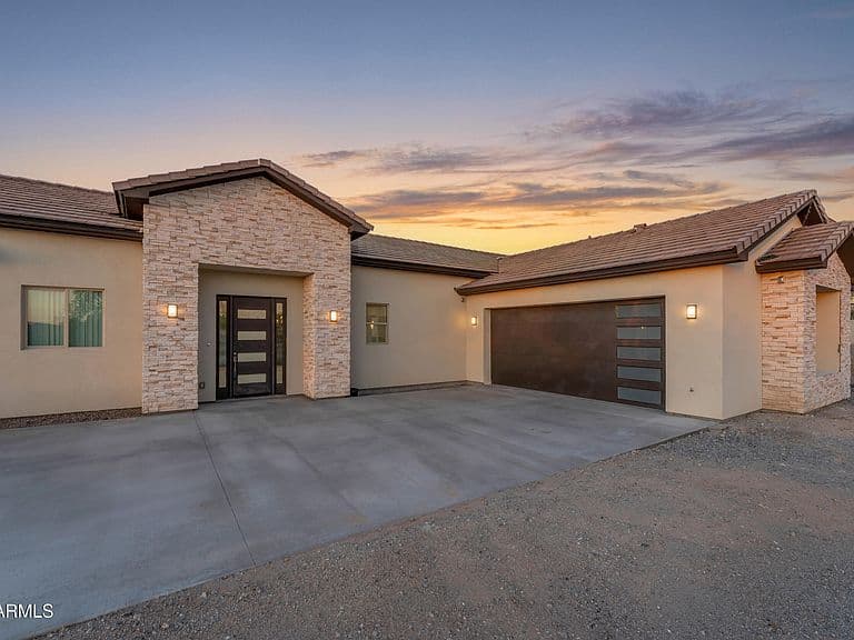 18632 W SANTA IRENE Drive photo 4