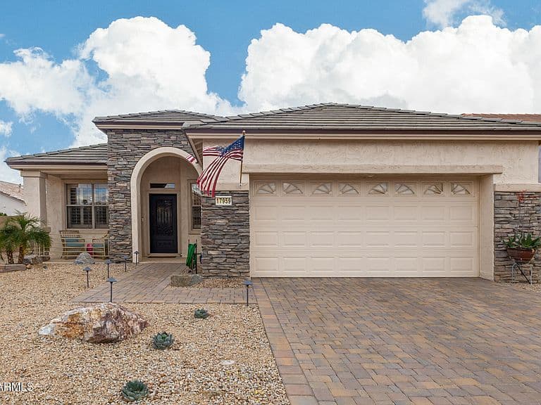 17959 W DENEEN Way photo 1