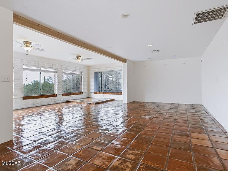 6621 N Donna Beatrix Cir photo 3