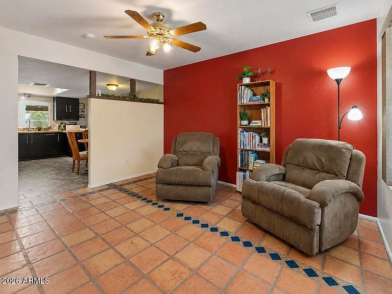 908 W LAGUNA AZUL Avenue photo 3