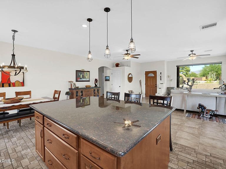 9481 E ANASAZI Place photo 4