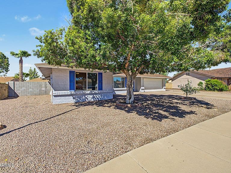 2628 S REYES -- photo 3