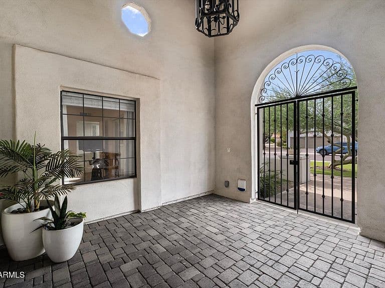 8307 E SAN RAFAEL Drive photo 4