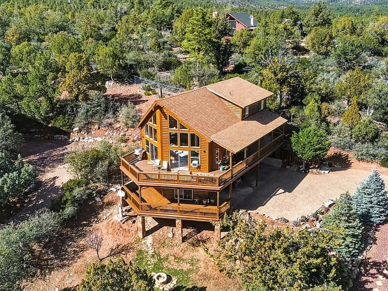 3119 N Kysar Way photo 1