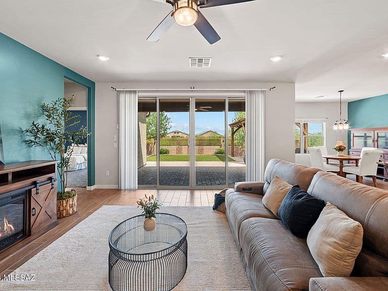 1132 W Whispering Lea Ln photo 1